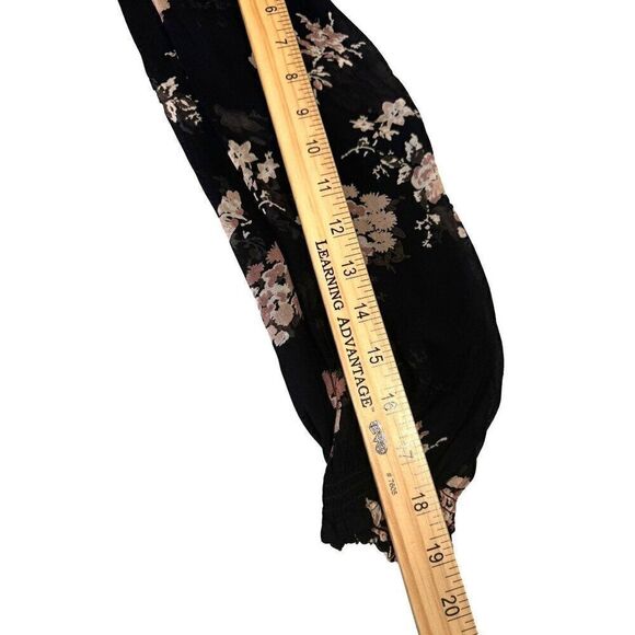 Lucky Brand Semi Sheer Floral Smocked Long Sleeve V-Neck Black Top Sz XS EUC - Picture 8 of 9